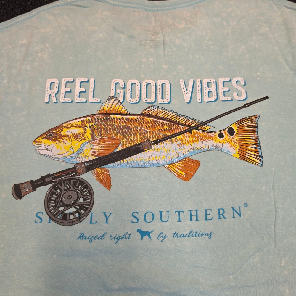 Simply Southern Reel Good Vibes Fishing T-Shirt Blue Acid Wash Mens Medium